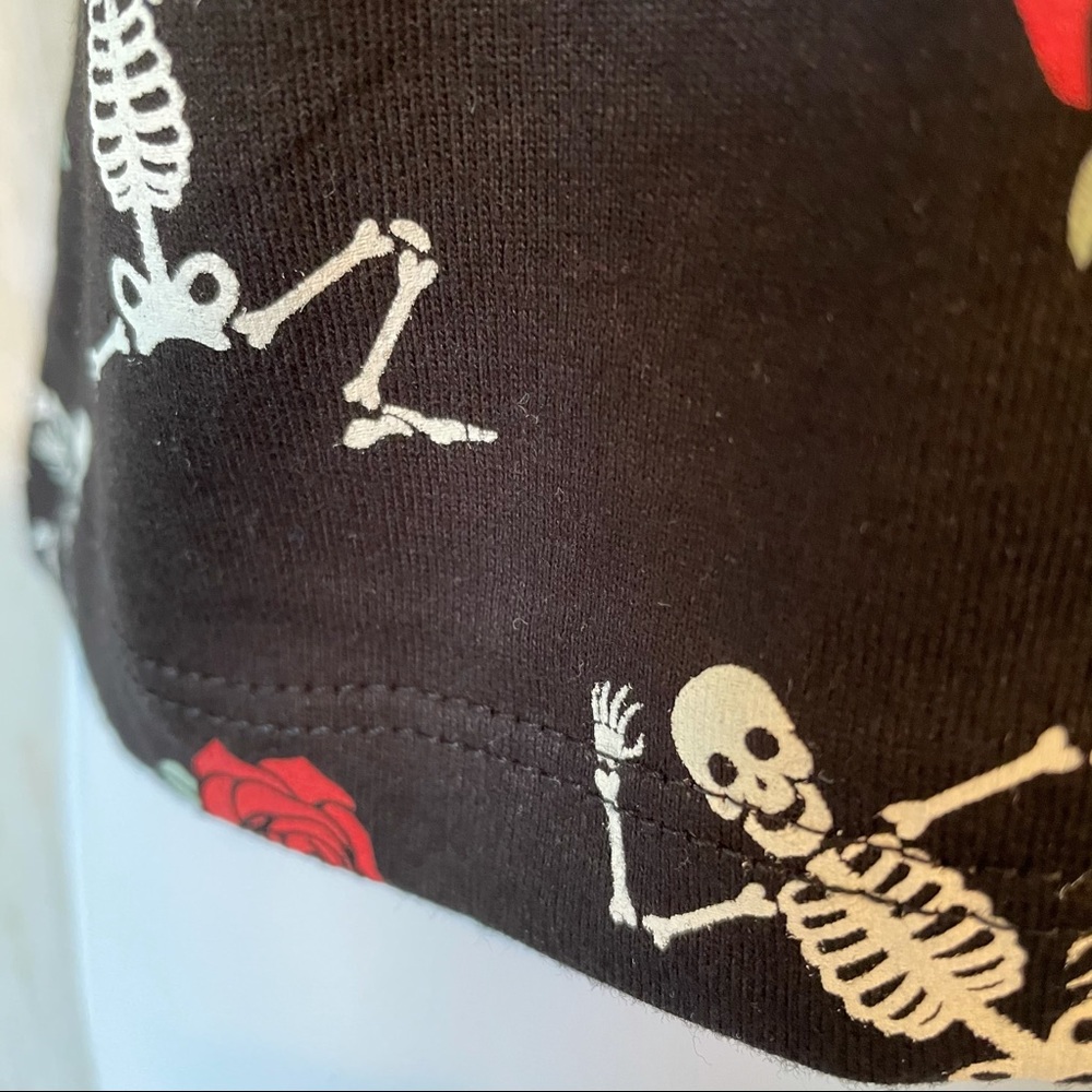 Skeleton & Rose Top - Picture 3 of 8